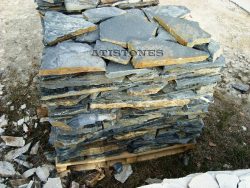 Laisvų gamtinių formų skaldytas akmuo gneisas F5
