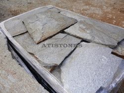 Laisvų gamtinių formų skaldytas akmuo gneisas H1